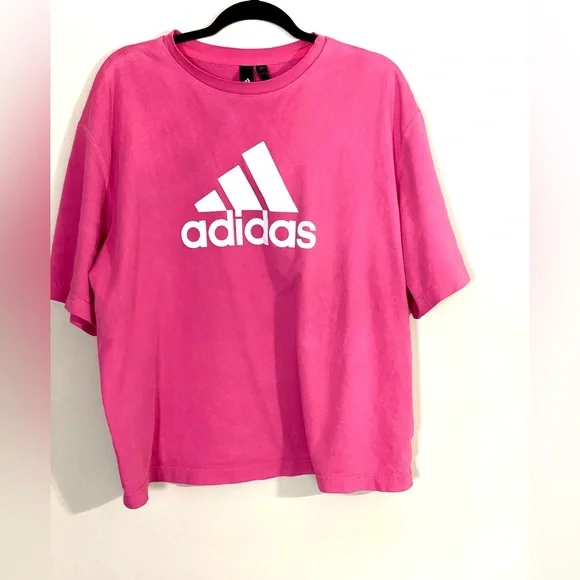 Pink adidas t-shirt - Picture 3 of 5